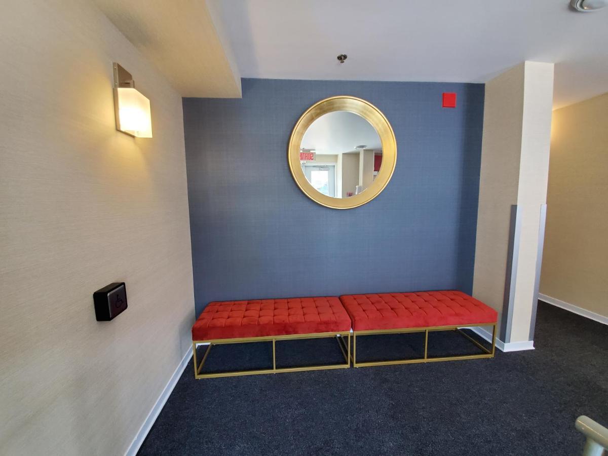 Econo Lodge Montréal Eksteriør billede