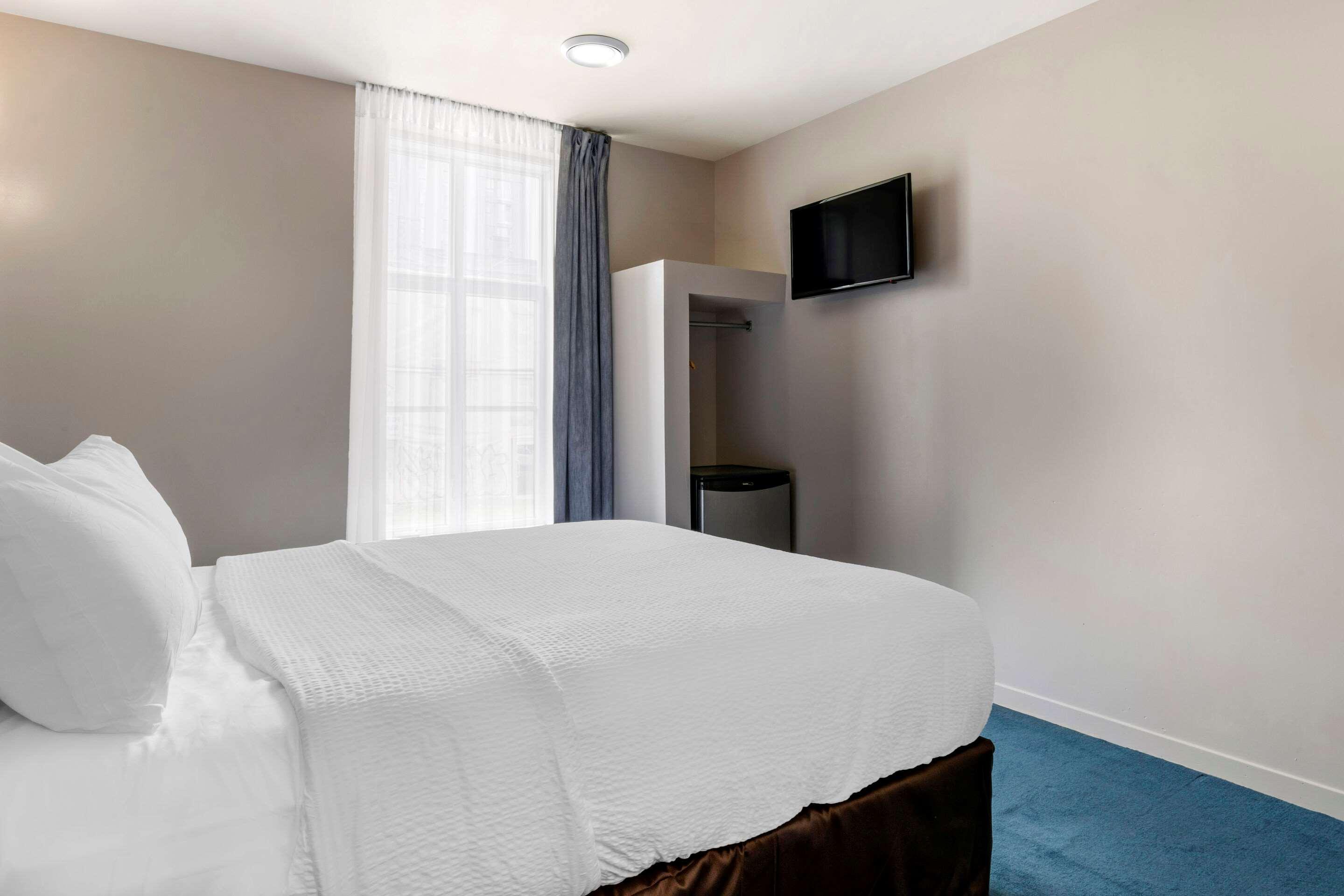Econo Lodge Montréal Eksteriør billede
