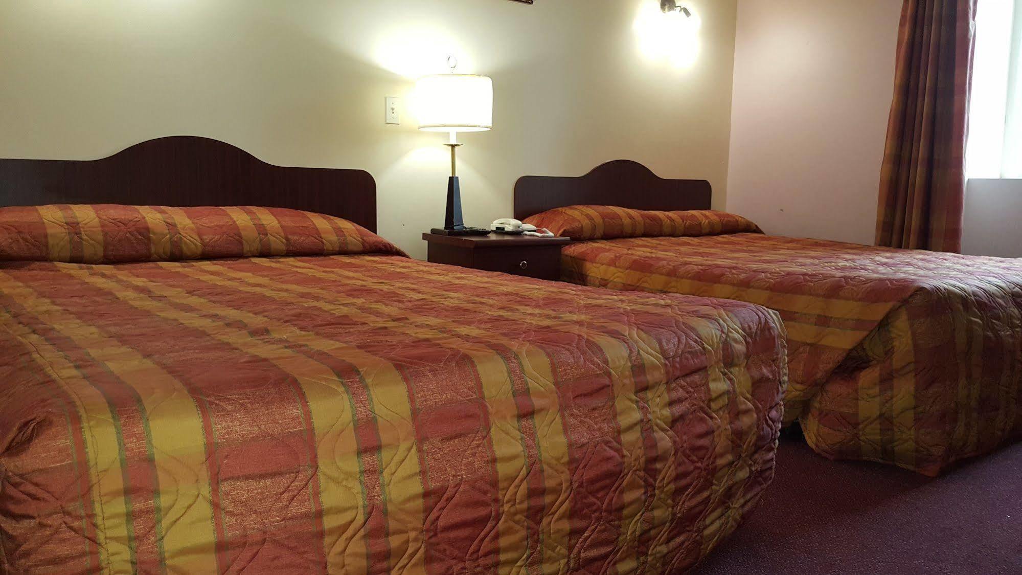 Econo Lodge Montréal Eksteriør billede